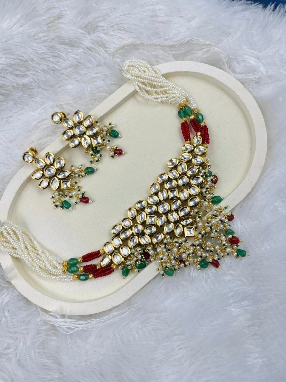 Regal Kundan Necklace Set