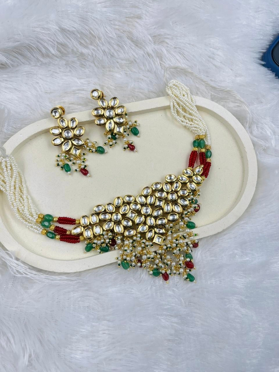 Regal Kundan Necklace Set